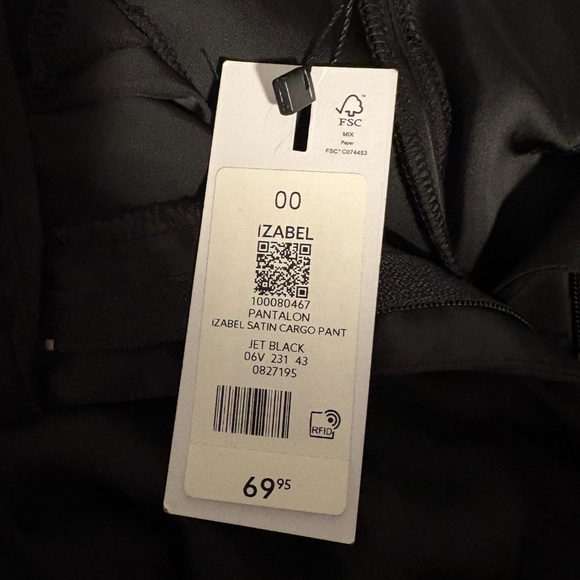 🖤 Dynamite Izabel Satin Cargo Pants — BRAND NEW - Picture 4 of 4